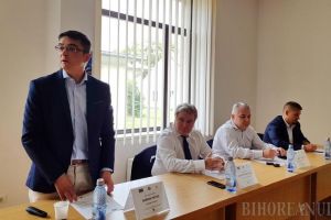 Cercetezi şi... câştigi: 115 doctoranzi şi doctori ai Universităţii din Oradea vor primi burse lunare, din bani europeni