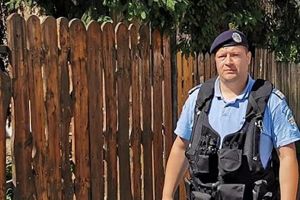 Jandarm harghitean – înger păzitor pentru un copilaş de trei ani din Miercurea Ciuc