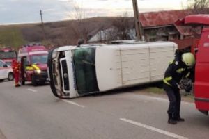 Accident la Albesti Paleologu, pe DN1 D. 11 copii, printre victime