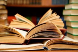 Donaţie masivă de carte către Biblioteca Judeţeană Mureş