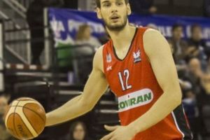 Rareş Uţă revine…aproape acasă