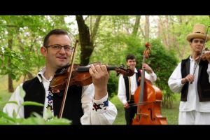 Violonistul Ionuţ Rotar şi-a lansat noul videoclip: „Codreneşte”