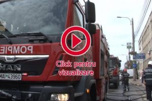 Clipe de panică şi oameni evacuaţi, după un incendiu la o cizmărie din Suceava