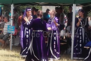 Bucate traditionale, dansuri si lupte tataresti, duminica, la Murfatlar