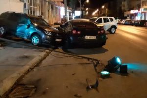 ACUM – ACCIDENT CU UN NISSAN GT-R ÎN GĂVANA!