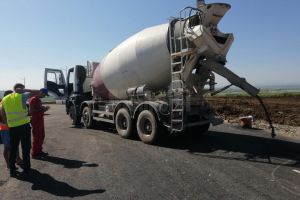 Șoseaua de centură a Sucevei va fi asfaltată în prima parte a lunii viitoare