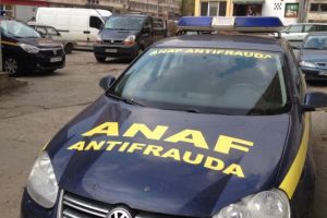 Inspectorii ANAF şi ITM pregătesc descinderi de amploare: Guvernul declară război total evaziunii fiscale şi muncii 'la negru'