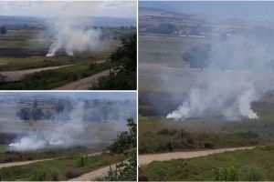 FOTO| Știrea ta: INCENDIU de vegetaţie la Pârău lui Mihai, în comuna Vinţu de Jos. Intervenţie a ISU Alba pentru stingerea flăcărilor