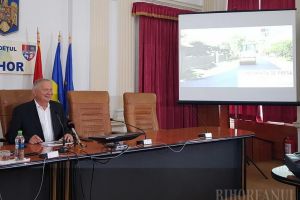 Vicele  Consiliul Judeţean Bihor, Ioan Mang, se laudă cu lucrări rutiere fie prost făcute, fie nici măcar începute (FOTO / VIDEO)