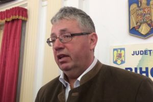 UDMR-ul cameleonic: când vine vorba de transparenţă, spune că nu ar fi partid, ci o asociaţie oarecare