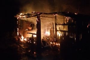 VIDEO Incendiu la o mănăstire. A luat foc clădirea destinată producerii de băutură