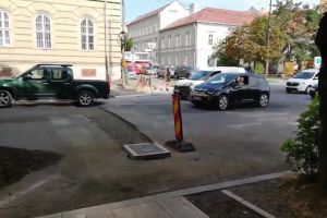 Șanţul drumarilor de lângă Punctele Cardinale, coşmar pentru şoferi!
