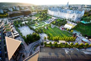 PESTE 1.100 DE IEȘENI AU VĂZUT CÂT DE FRUMOS ESTE ORAȘUL DE LA 73 DE METRI ÎNĂLȚIME, DIN ANSAMBLUL PALAS