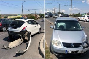 FOTO: “Bătălia” de la Cluj. Tamponare între o maşină de Alba şi una de Iaşi, pe o stradă din oraşul de pe Someş