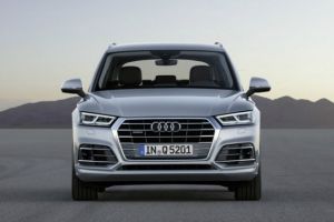 Informaţii despre viitorul Audi Q5 facelift: mici modificări estetice, un interior îmbunătăţit şi motorizări mild-hybrid
