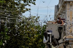 Bolta luminoasă de pe strada 1 Decembrie va fi inaugurată în acestă seară. Pe ce stradă s-ar putea extinde proiectul