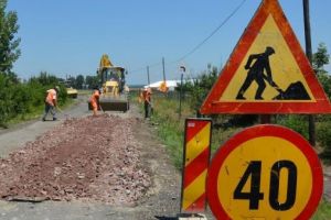 Noi drumuri judeţene intră în reabilitare. Lucrările încep săptămâna viitoare