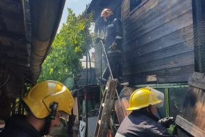Incendiu într-o gospodărie din Moreni