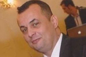 Corb la corb nu scoate ochii! 