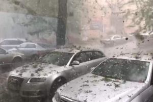 Atenţionate COD GALBEN de ploi, descărcări electrice, vânt şi grindină în S-V judeţului Alba. Localităţile vizate