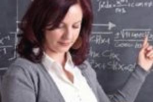 Titularizarea, o bătaie de cap pentru profesori! Mulţi abandonează examenul