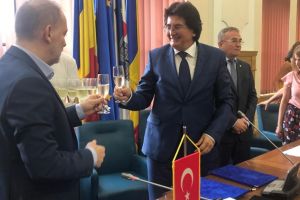 Oficial se poate lucra la noile tramvaie ale Timişoarei! Primăria a semnat contractul cu turcii