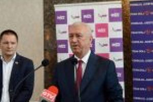 CJ Dolj: Preşedintele Ion Prioteasa, a semnat contractul pentru proiectarea şi execuţia lucrărilor de extindere a terminalelor de sosiri şi de plecări ale Aeroportului Internaţional Craiova