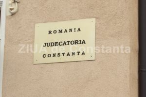 Tanara din Constanta, escortata spre Centrul Educativ din Buzias