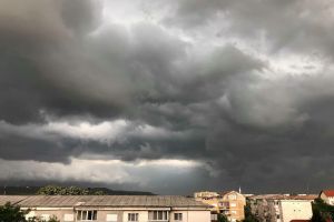 Vremea în Bihor: Cod galben de instabilitate atmosferică, până luni