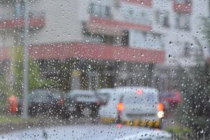 Un nou cod portocaliu de furtuni în Bihor