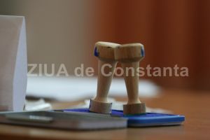 Sondaj de opinie: Este oportuna organizarea unui referendum privind inasprirea pedepselor pentru crima, viol, pedofilie? 