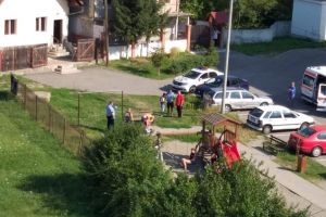 Bărbat găsit decedat pe o bancă, într-un parc din Făgăraş