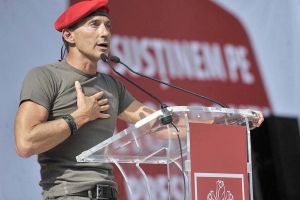Gunoaie cu cazier: Licitaţia pentru salubritatea Oradiei, contestată de o firmă care împarte un dosar penal cu Radu Mazăre