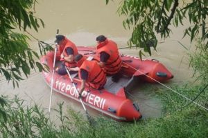 Doi frati din Prahova, de 9 si 14 ani, au murit inecati intr-un canal de irigatii, la Baba Ana