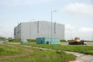 Consiliul Judeţean semnează contractul cu firmele care au câştigat contractul de operare la ...