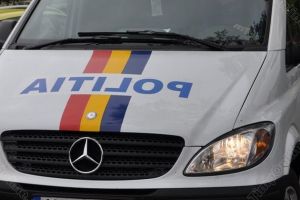 Un tânăr din Bistriţa nu a oprit la semnalele poliţiştilor, dar a fost prins şi s-a ales cu dosar penal 
