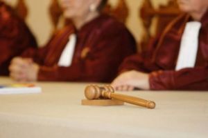 Decizie la Curtea Constituţională: Controversatele modificări la codurile penale sunt neconstituţionale!
