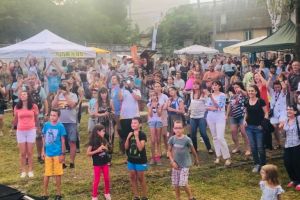 VIDEO FOTO Ce s-a întâmplat în weekend la Cisnădioara – Demonstraţii culinare, concerte şi distracţie multă pentru copii