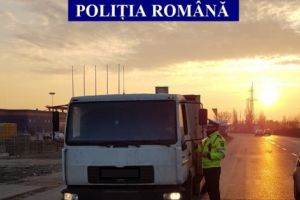 Acţiune de amploare, în trafic! Peste 1.700 de autovehicule au fost verificate de poliţişti