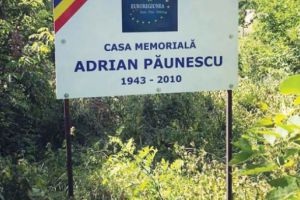 Proiect Consiliul Judetean Prahova si Consiliul Euroregiunii Siret-Prut-Nistru: Casa în care s-a născut poetul Adrian Păunescu, reabilitată şi introdusă în...