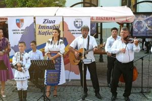 Imnul României, într-o interpretare specială pe pietonal (VIDEO)