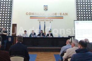 Constanta. Comisia de repartizare transparenta a alocarilor bugetare?:  Consilierii judeteni PNL si PMP cer reinfiintarea grupului transpartinic de impartire a banilor (document)