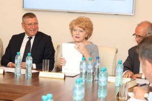 Primarul Sibiului reprezentant al Asociaţiei Municipiilor în Consiliul European al Municipiilor şi Regiunilor