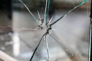 Poliţist împuşcat. Află detalii: când, unde, în ce stare e victima?