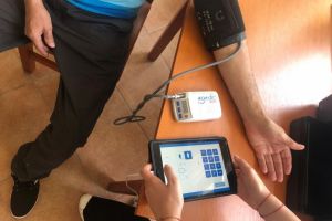 Sanatatea varstnicilor, in atentia municipalitatii. Gratuit, masurarea tensiunii si varstei arteriale