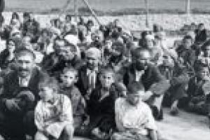 Amintiri ale groazei din lagărele naziste. O lecţie de viaţă pentru tineri din toată lumea