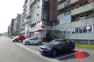Only orădeni: Primăria vrea să restricţioneze acordarea parcărilor la domiciliu