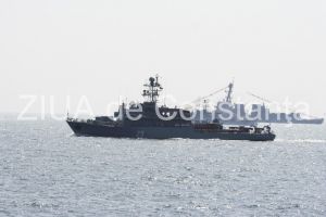 Oficial NATO la bordul dragorului maritim Locotenent Dimitrie Nicolescu 