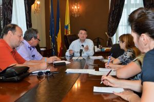 Parcarea din Piaţa Avram Iancu, bani pentru şcoli, gratuităţi la CTP – Câteva din proiectele şedinţei CLM de mâine