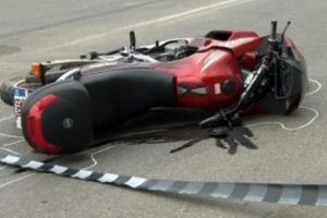 La Piteşti, motociclist accidentat grav de un şofer neatent